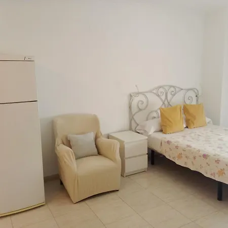 Estudio En Nueva Torrequebrada Διαμέρισμα *